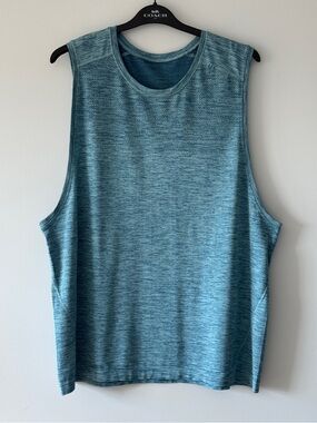 Lululemon  Metal Vent Tech Short Sleeve Small Hole in Chest [Estimated XL/XXL]